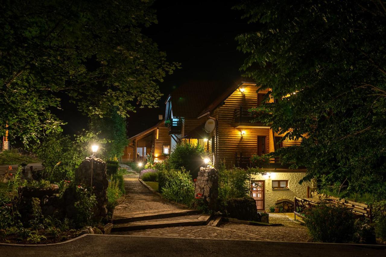House Mrzlin Grad Country house