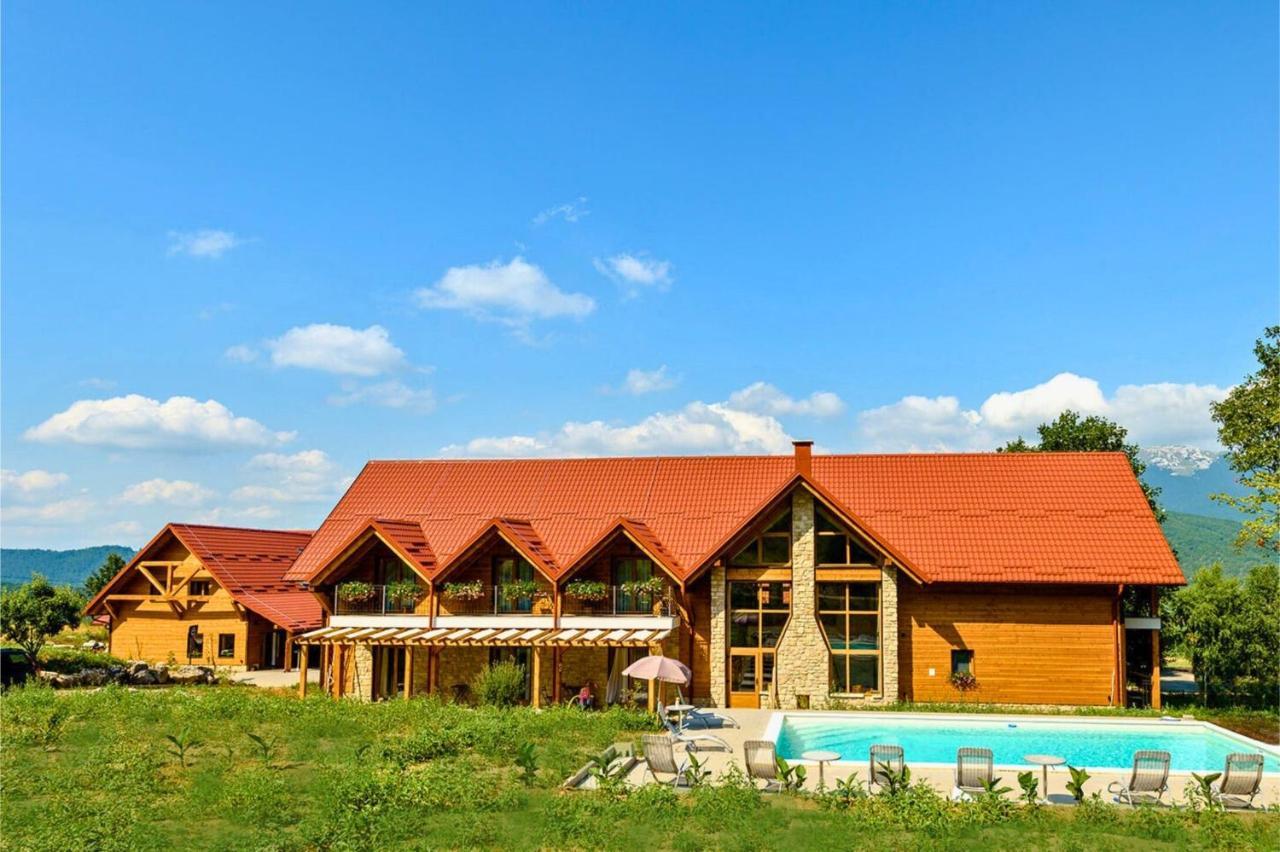 Country house House Mrzlin Grad